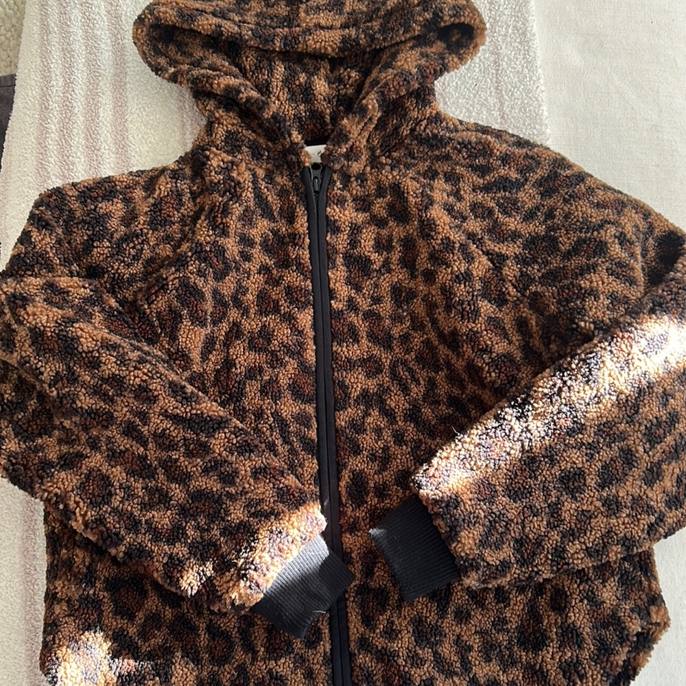 Lou and grey cheetah print jacket. Size XS.